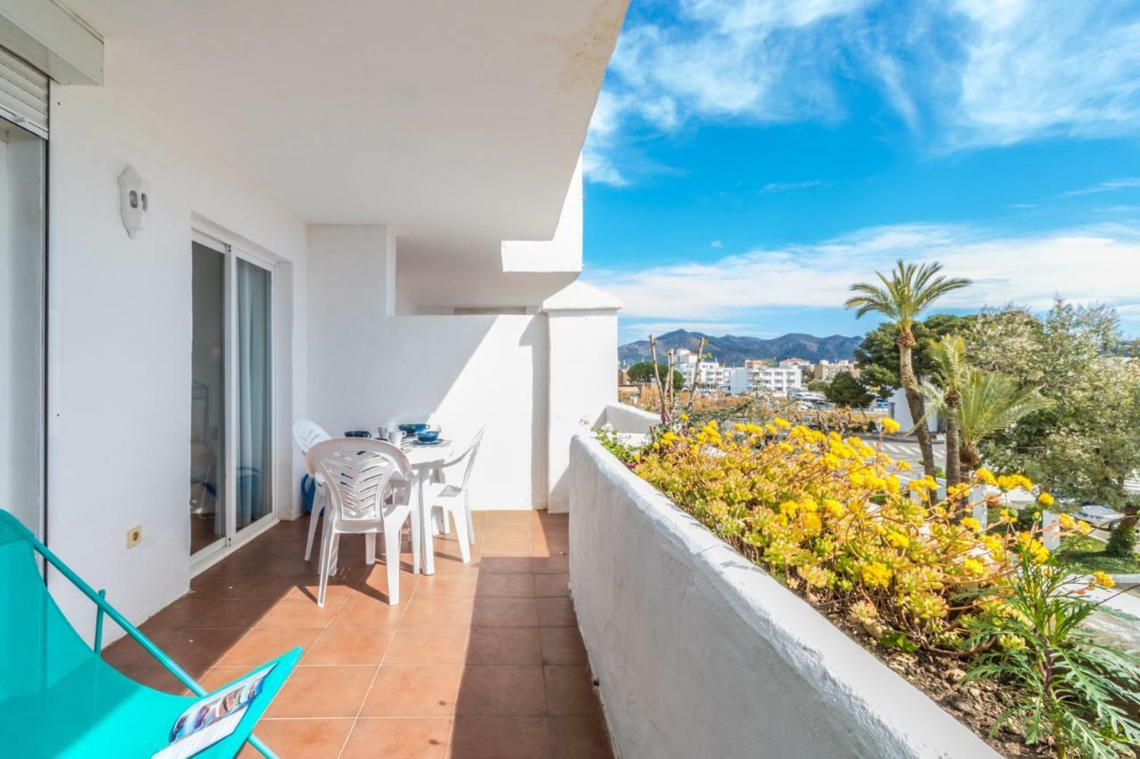 Holidays Royal Marine Roses Exterior foto